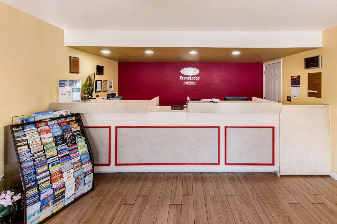 Econo Lodge Gilroy Exterior photo